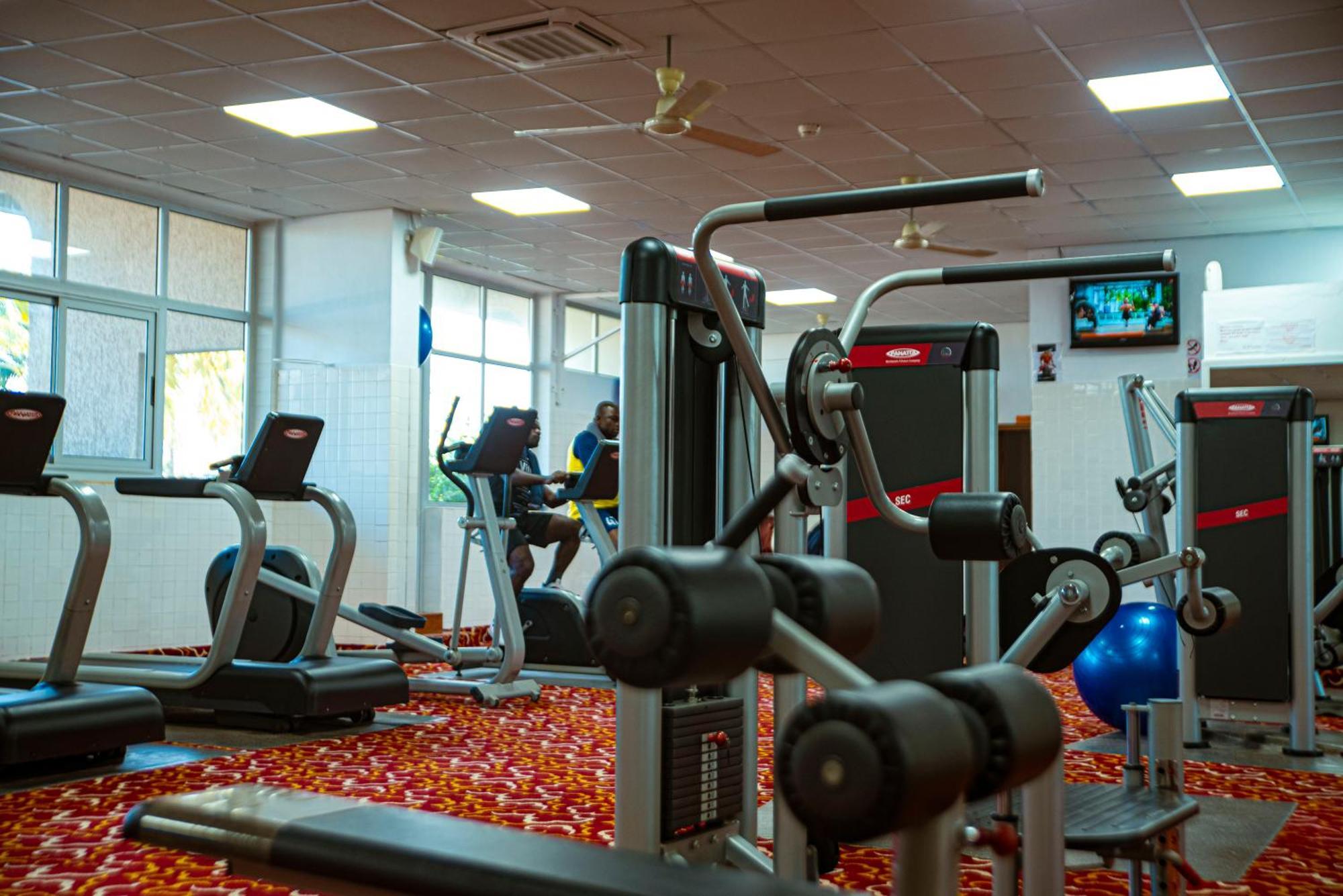 Hotel Sarakawa Ломе Экстерьер фото